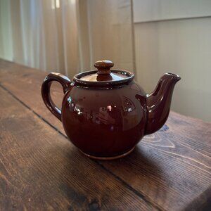 Vintage Sadler England Brown Betty Teapot